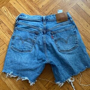 Levi’s 501 jeans short size 26
